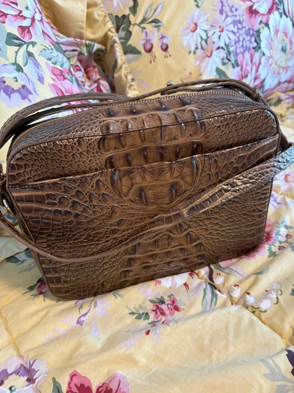 Brown Brahmin Bag with Hints of Burnished Bronze - Picture 4 of 15